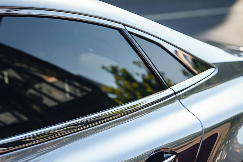 Vibration Resistance in Automotive Glass: Engineering Principles and Testing Methods